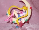 01-34 - Sailor Moon lottery Prize Statue.JPG